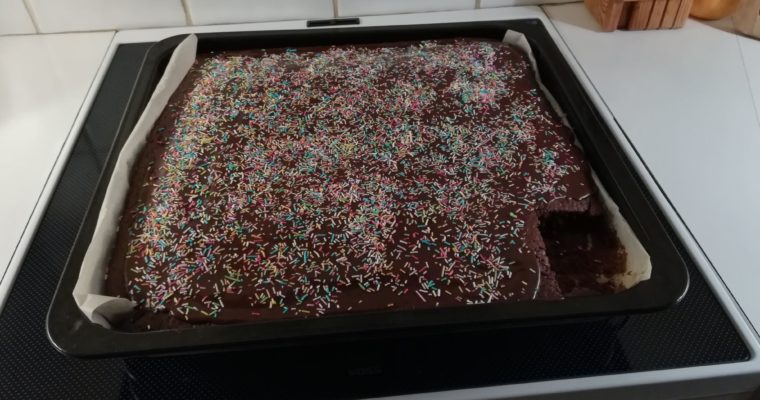 The easy chocolate cake.